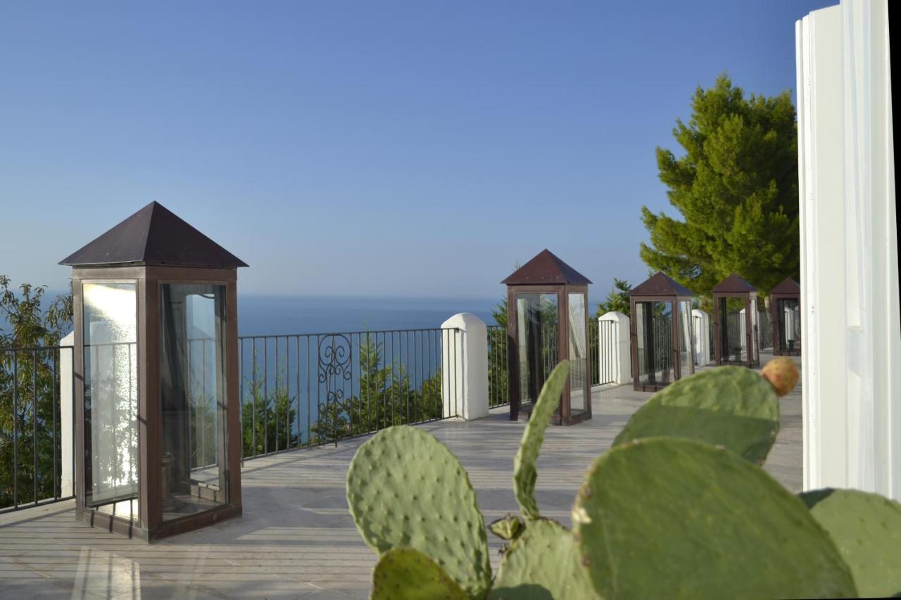 La Locanda Del Carrubo Mattinata Esterno foto