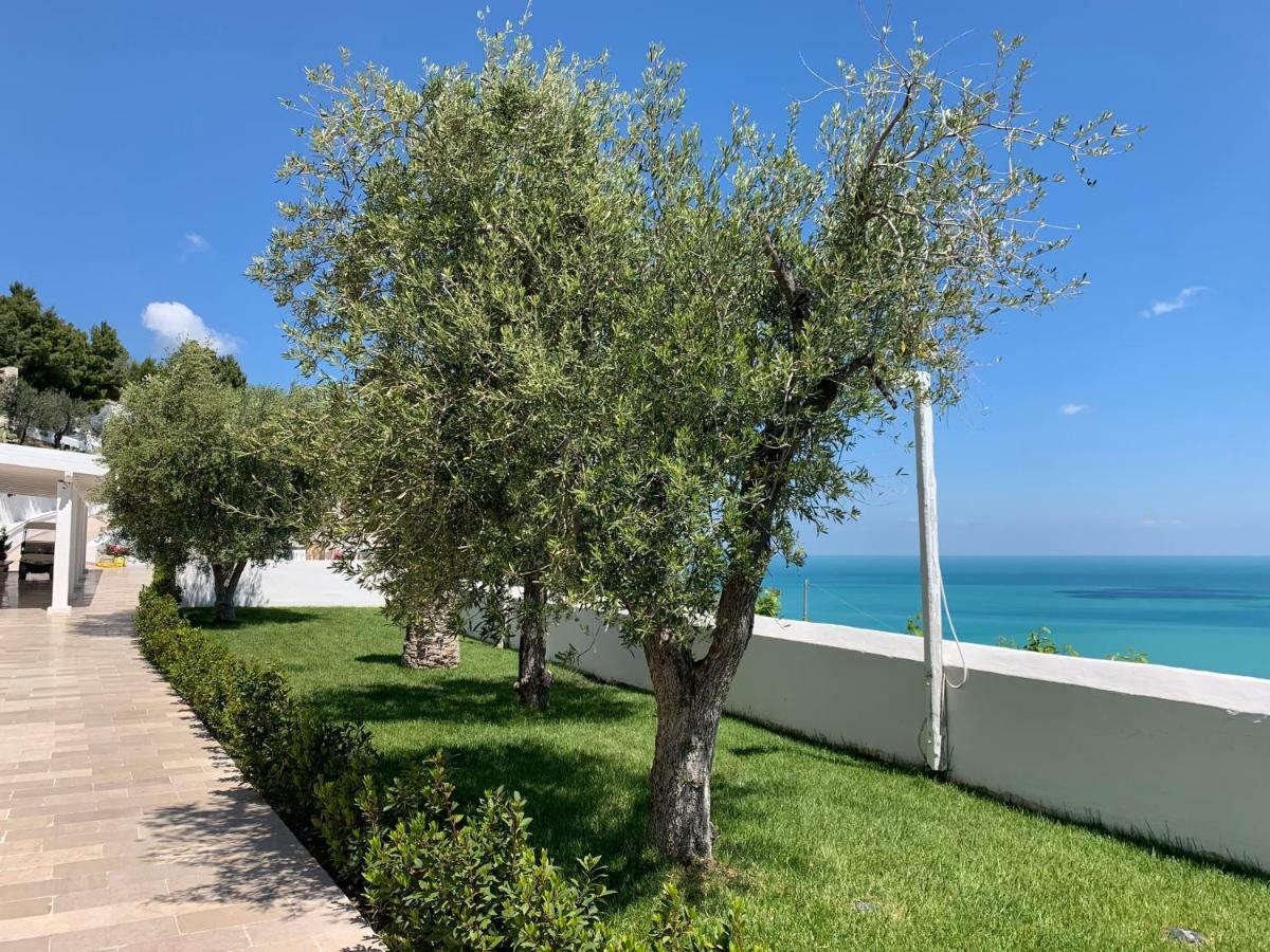 La Locanda Del Carrubo Mattinata Esterno foto