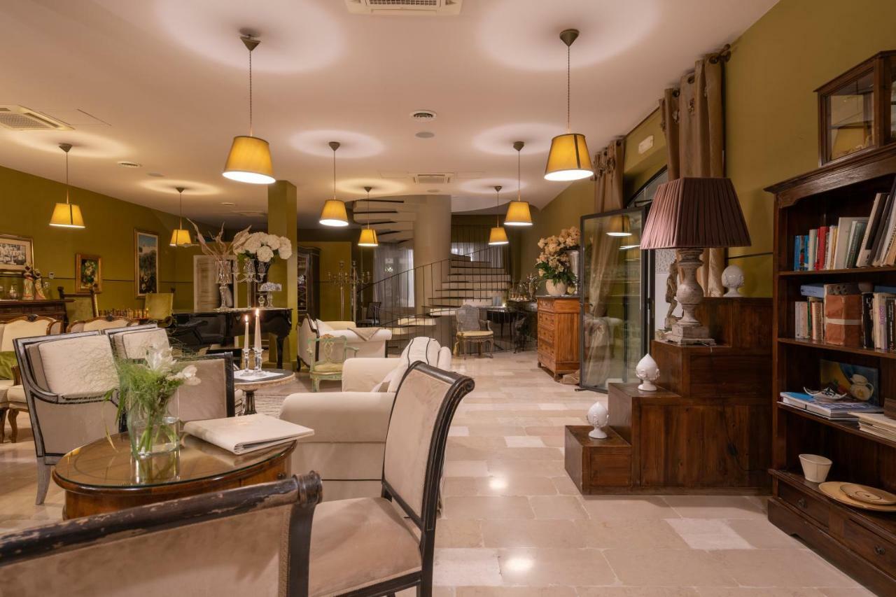 La Locanda Del Carrubo Mattinata Esterno foto